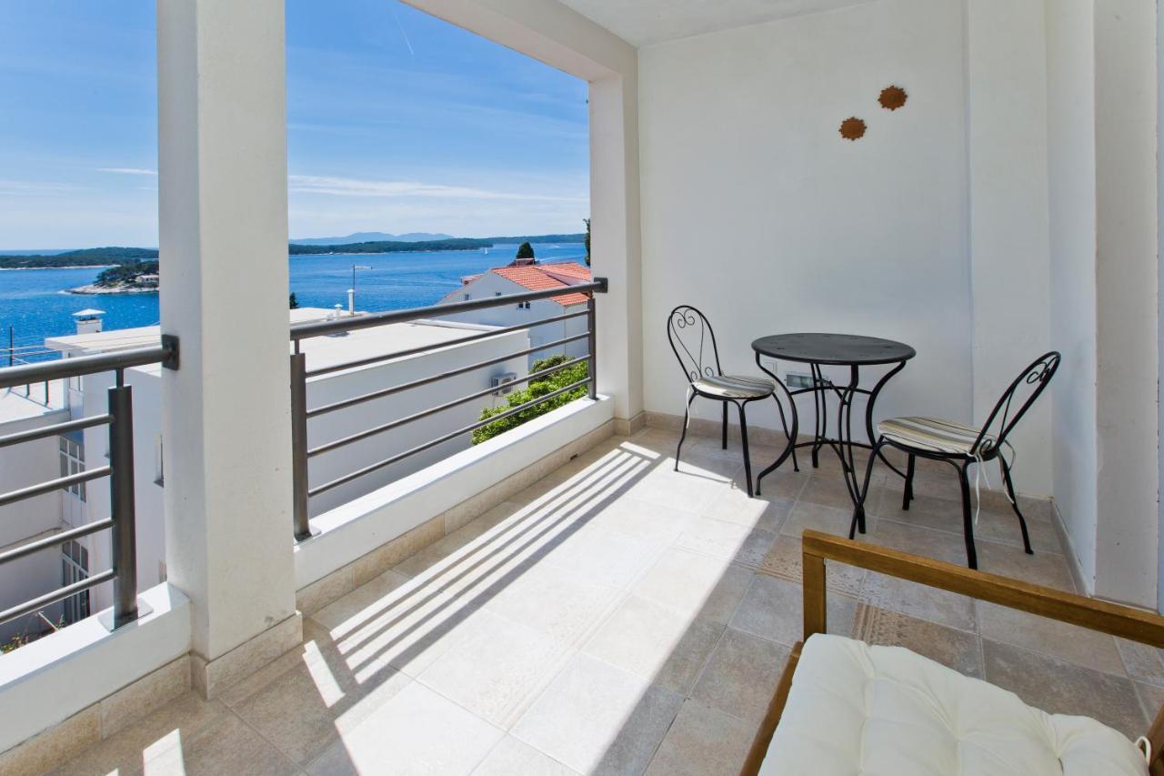 Rino Apartment Hvar Town Exterior photo